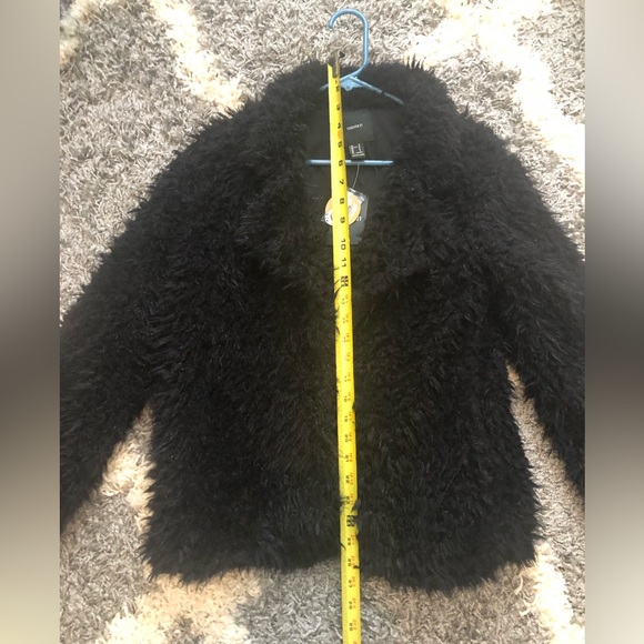 Forever 21 faux fur coat - Picture 4 of 4